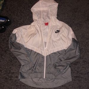 Nike wind jacket